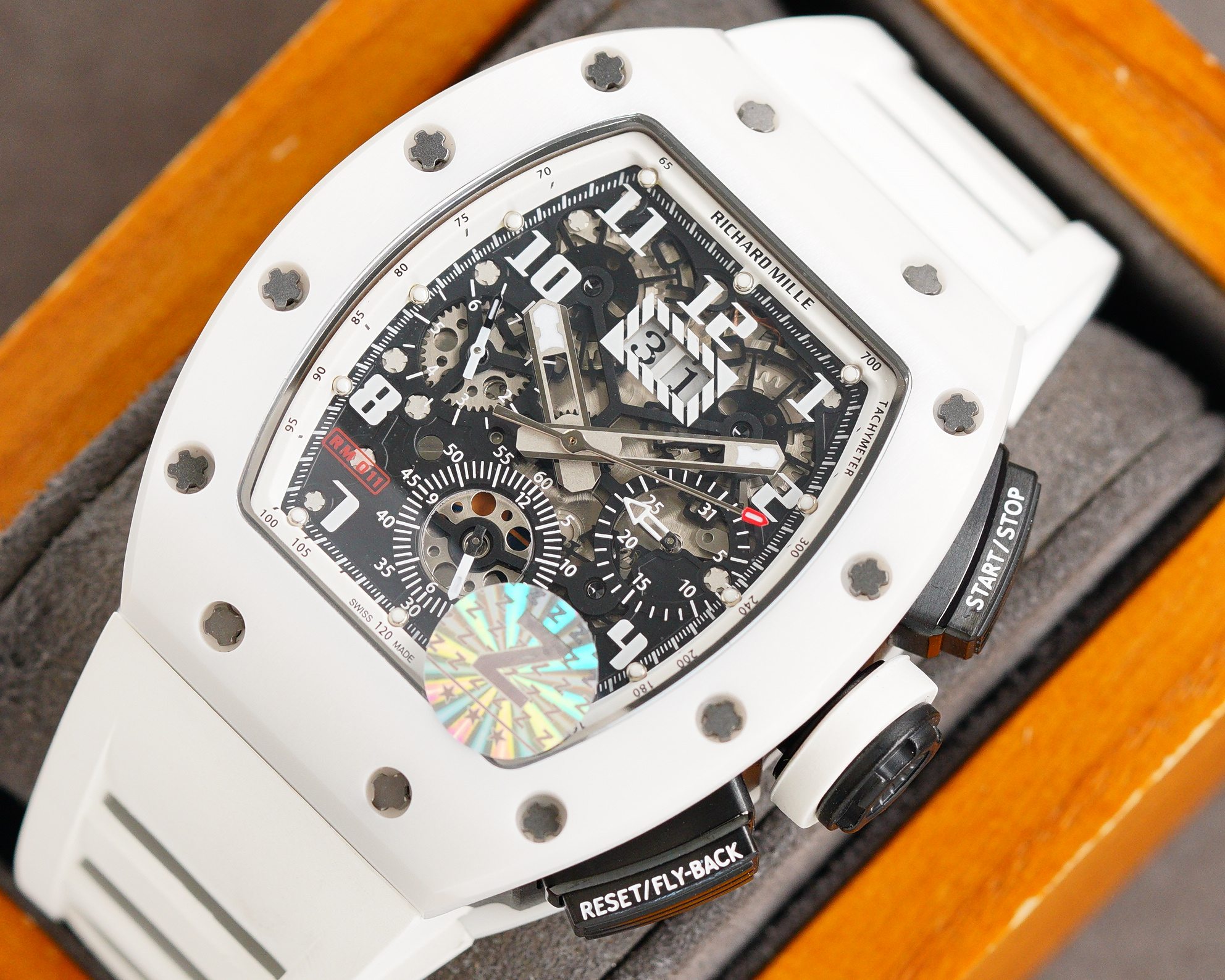 リシャールミル RM030の定価と入手方法【初心者向け】