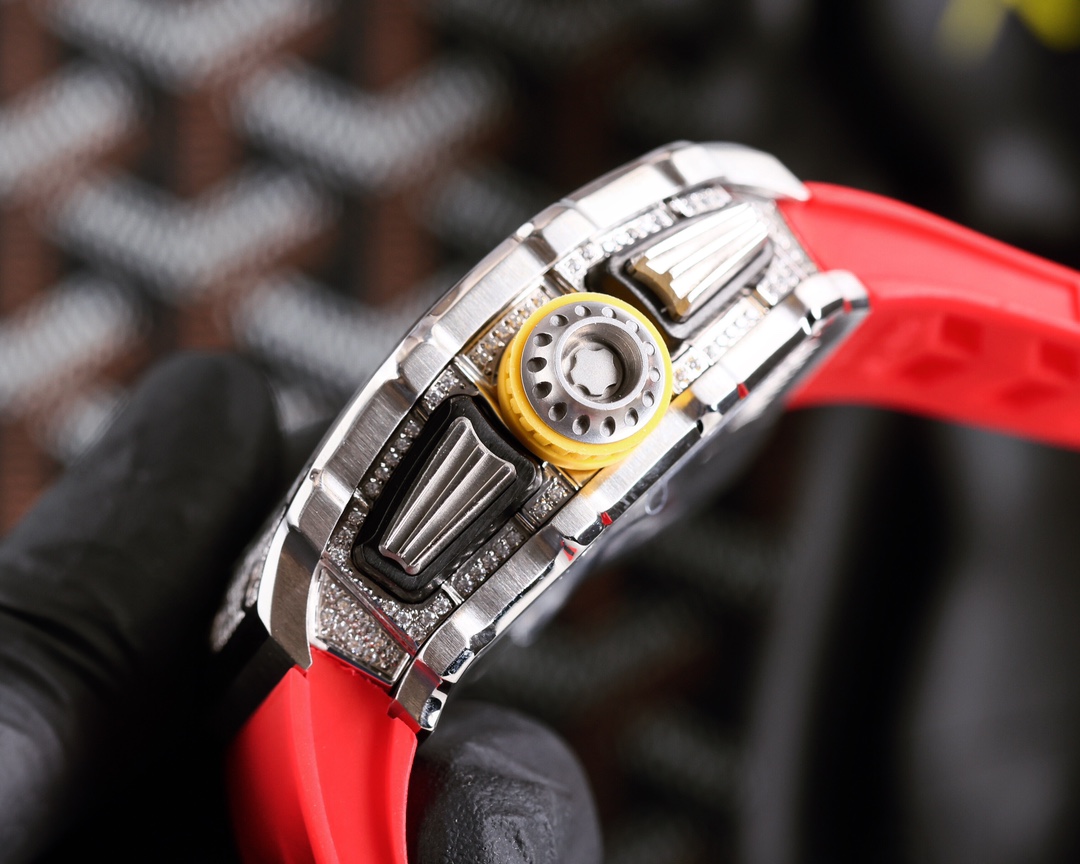 ナダルモデルの魅力：リシャールミル RMシリーズの詳細