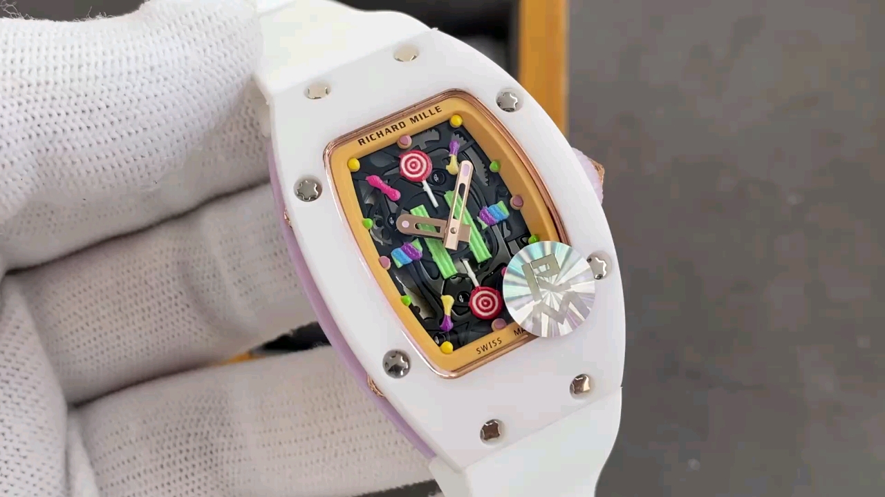 リシャールミル風アップルウォッチで高級感を楽しむ