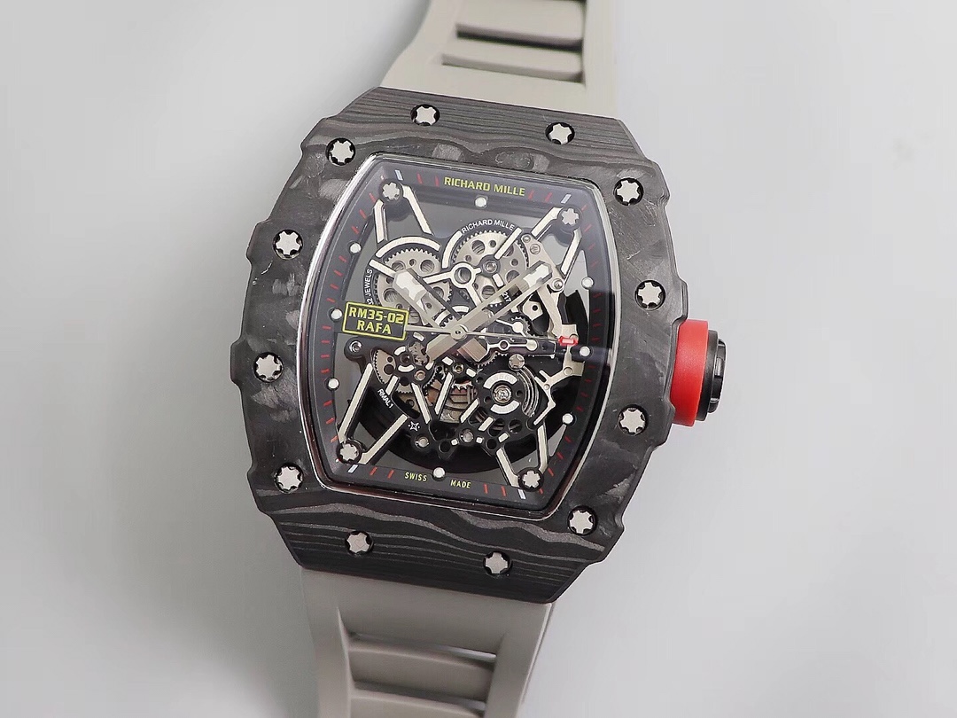 レディースリシャール時計の魅力！おすすめモデル2024
