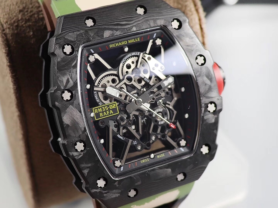 リシャールミルはなぜ高いのか？