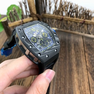 リシャールミルトゥールビヨン値段