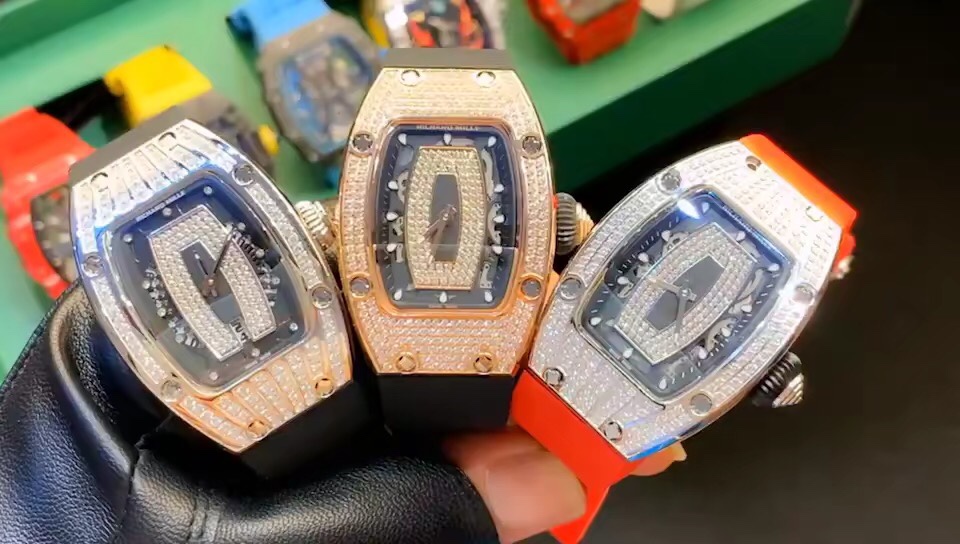 リシャール・ミルの年商はいくらですか？