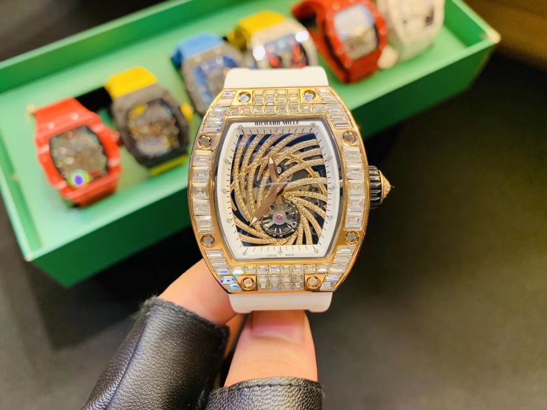 リシャールミルがダサいと言われる理由とは？