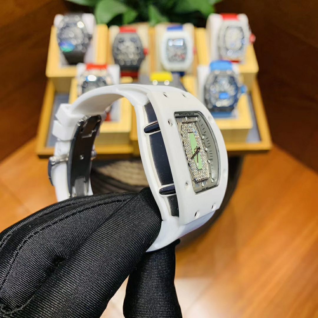 リシャール・ミルの時計を使っている芸能人は？