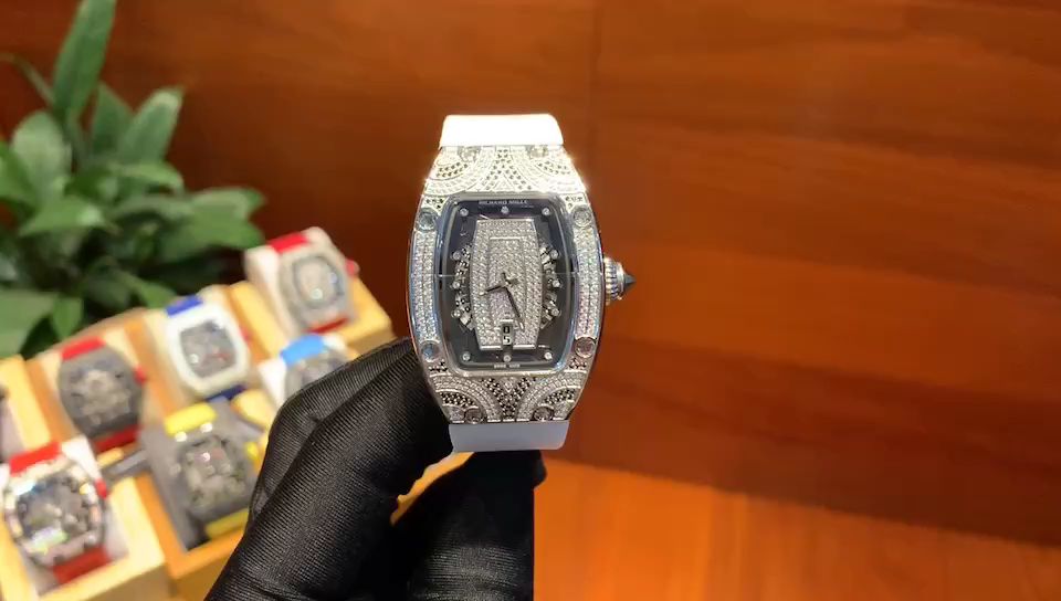 リシャールミルはどこの国？