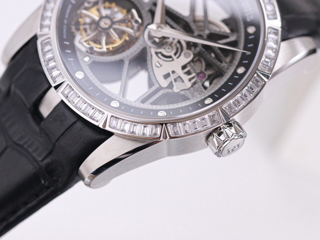 カール Ｆ. ブヘラ マネロ フライバック レトロ 00.10919.08.33.02