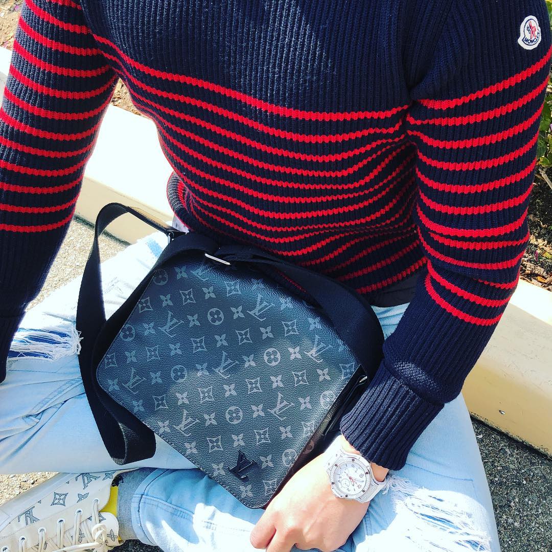 博多 駅 モンクレール