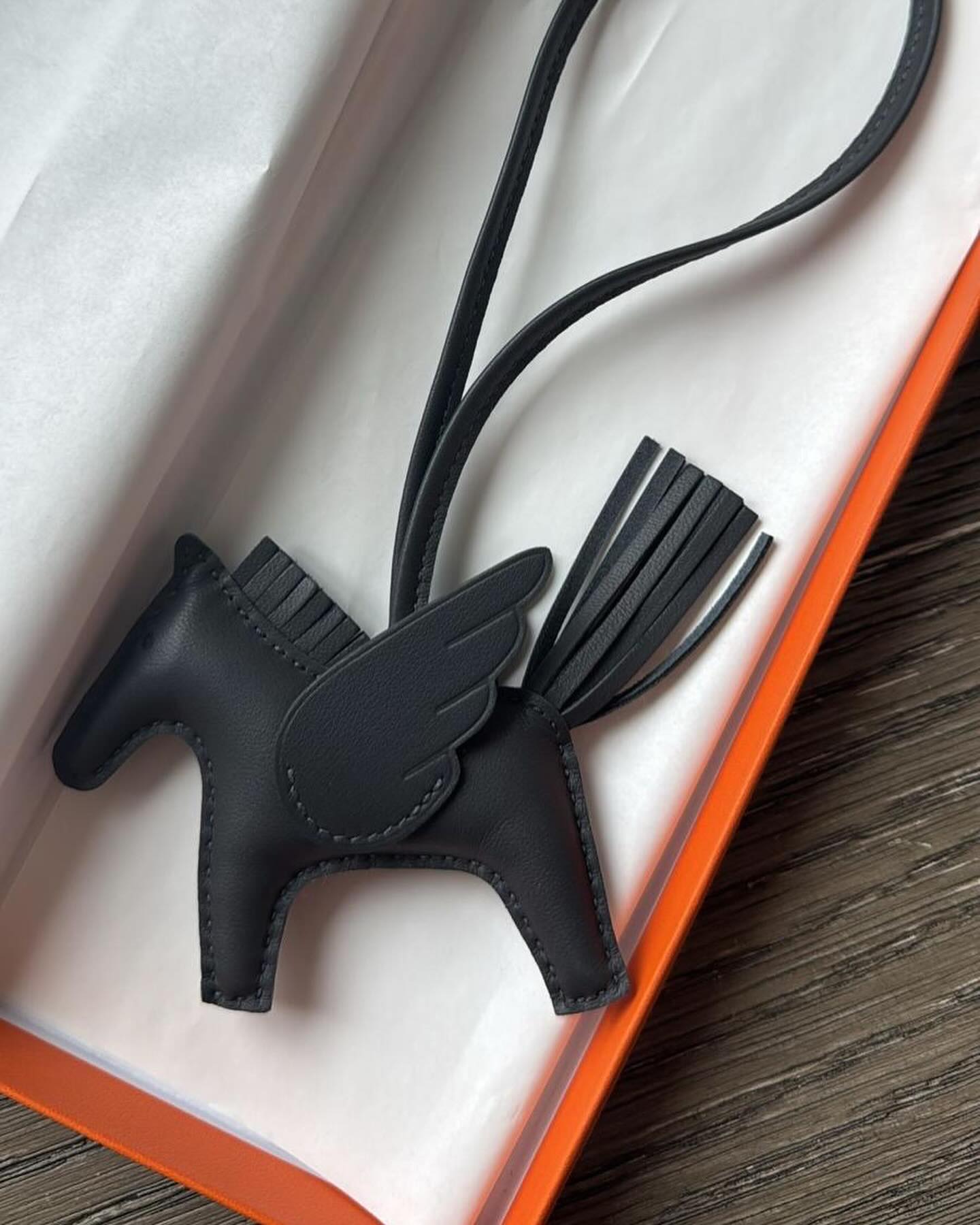 エルメス バーキン クロコダイル 定価