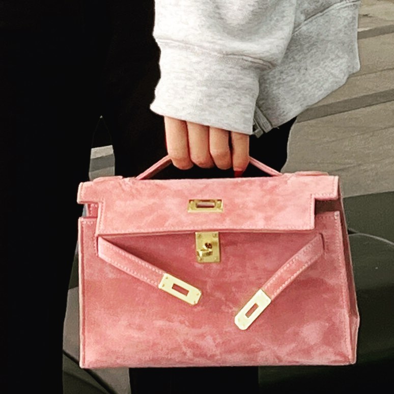 エルメス 手帳 レフィル 代用 ヴィジョン