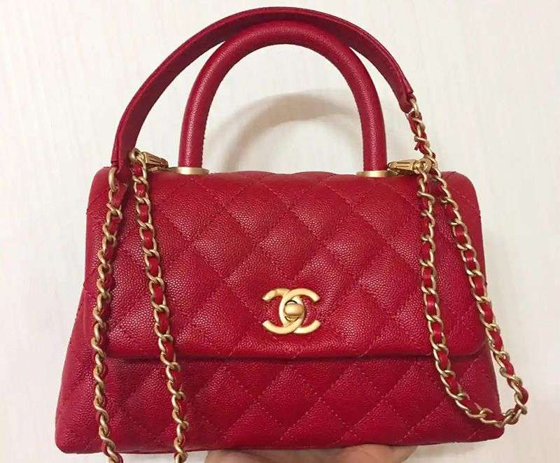 シャネル ココハンドル レッド.jpg