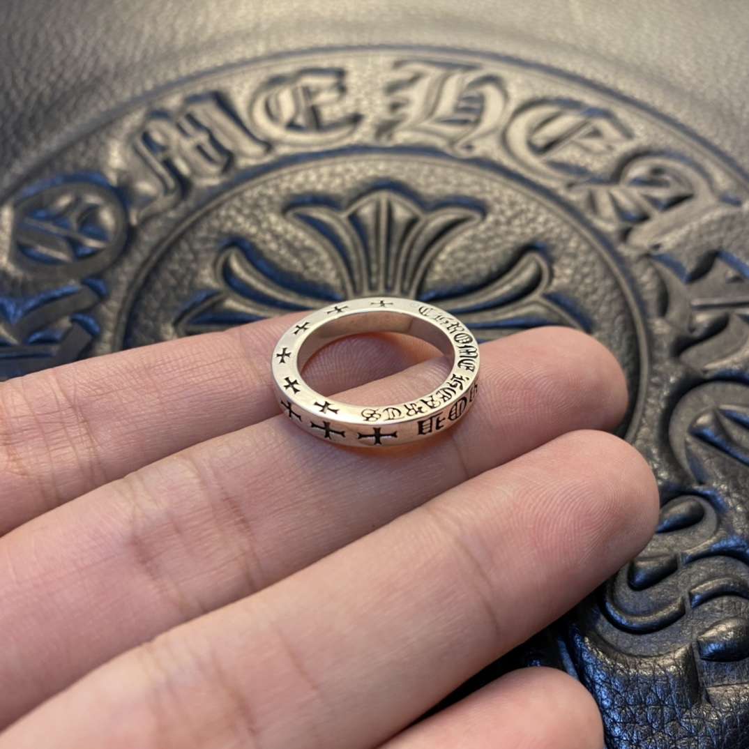 クロム ハーツ 指輪 サイズ 直し