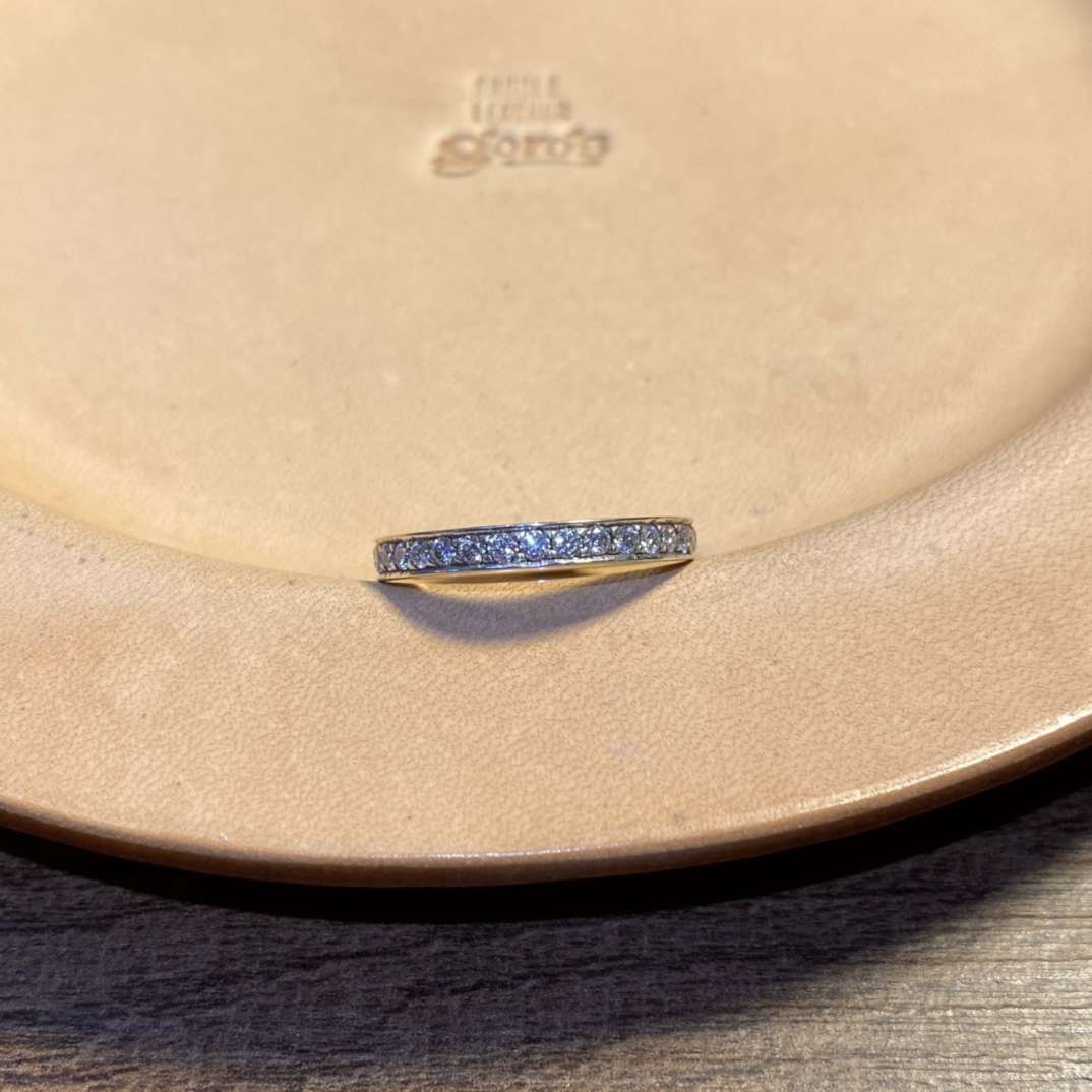 クロム ハーツ v バンド リング