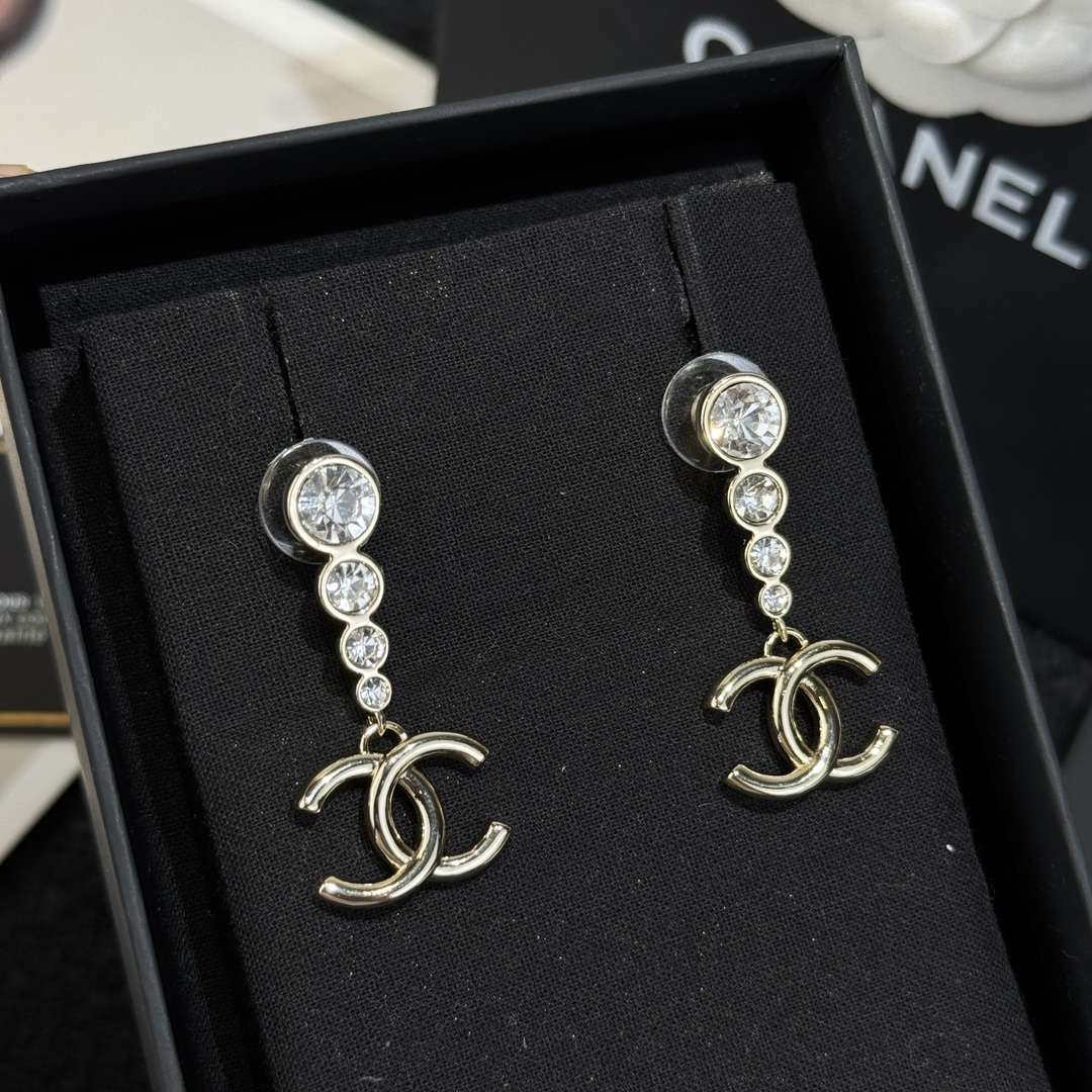 シャネル ピアス 激安