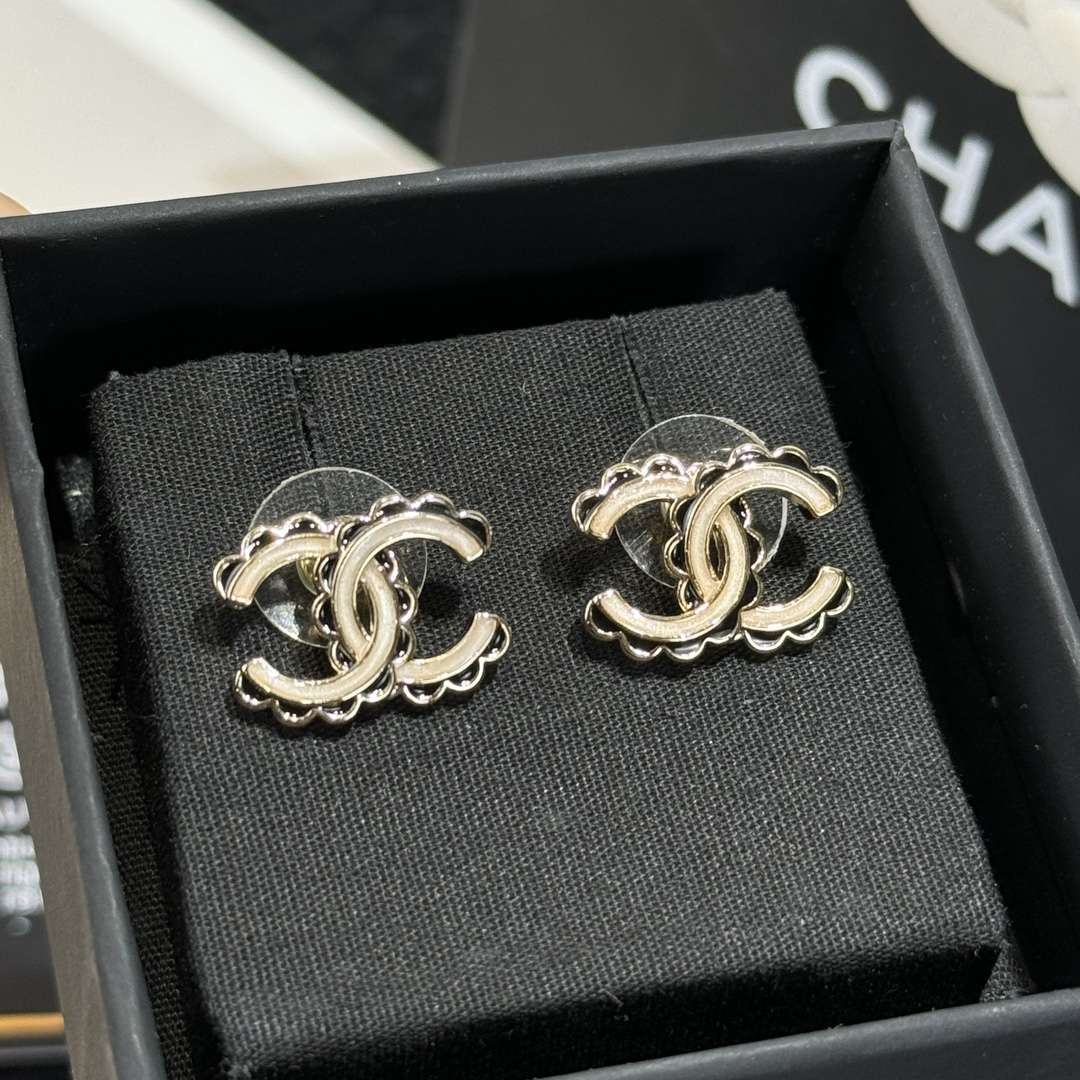 シャネル お花 ピアス