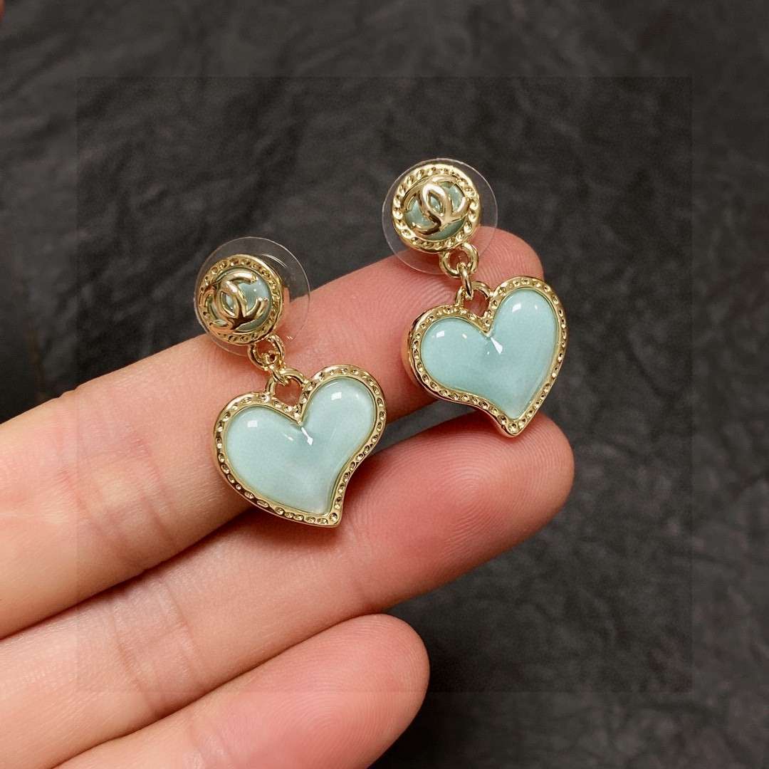 シャネル ピアス