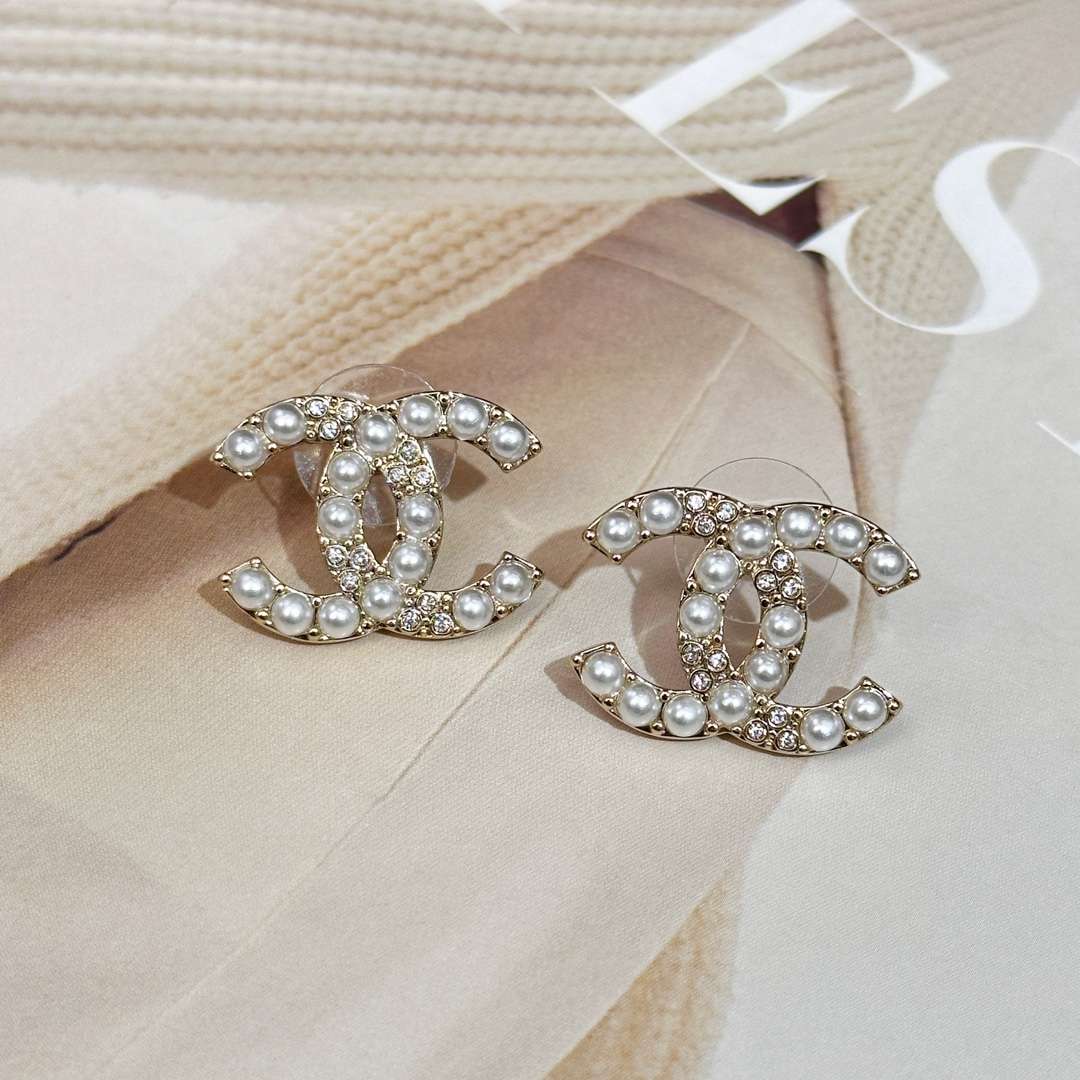 シャネル シルバー ピアス