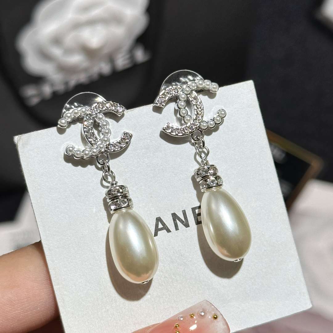 シャネル ピアス 刻印 偽物
