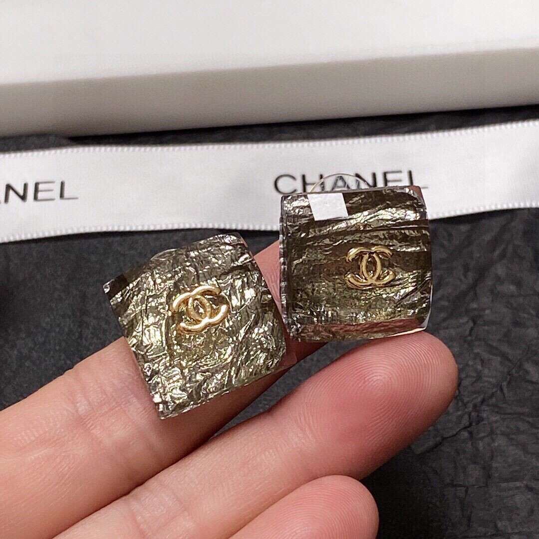 chanel ピアス 2017