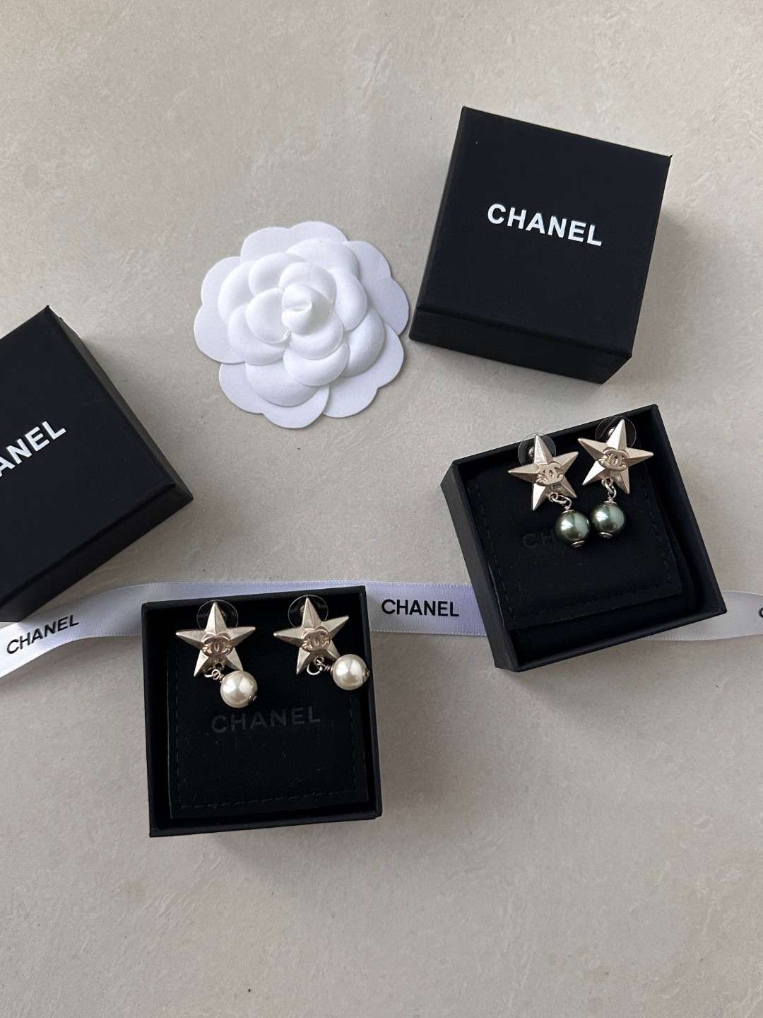 ピアス chanel