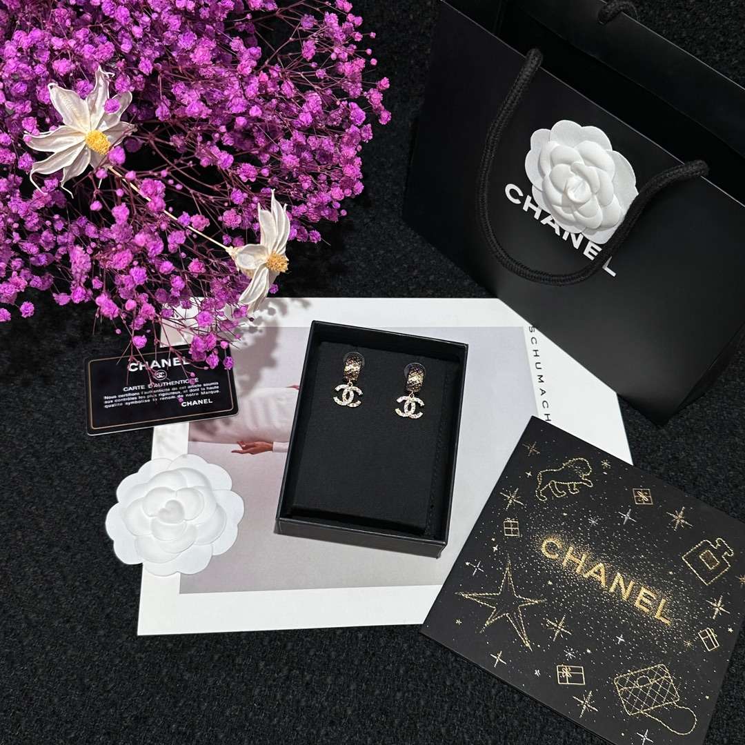 シャネル ピアス 2020