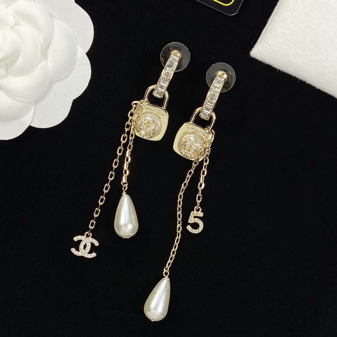 chanel パール ピアス