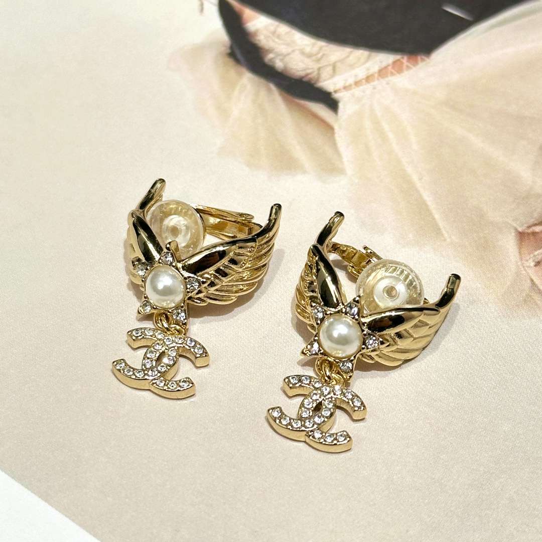 シャネル ピアス ハート