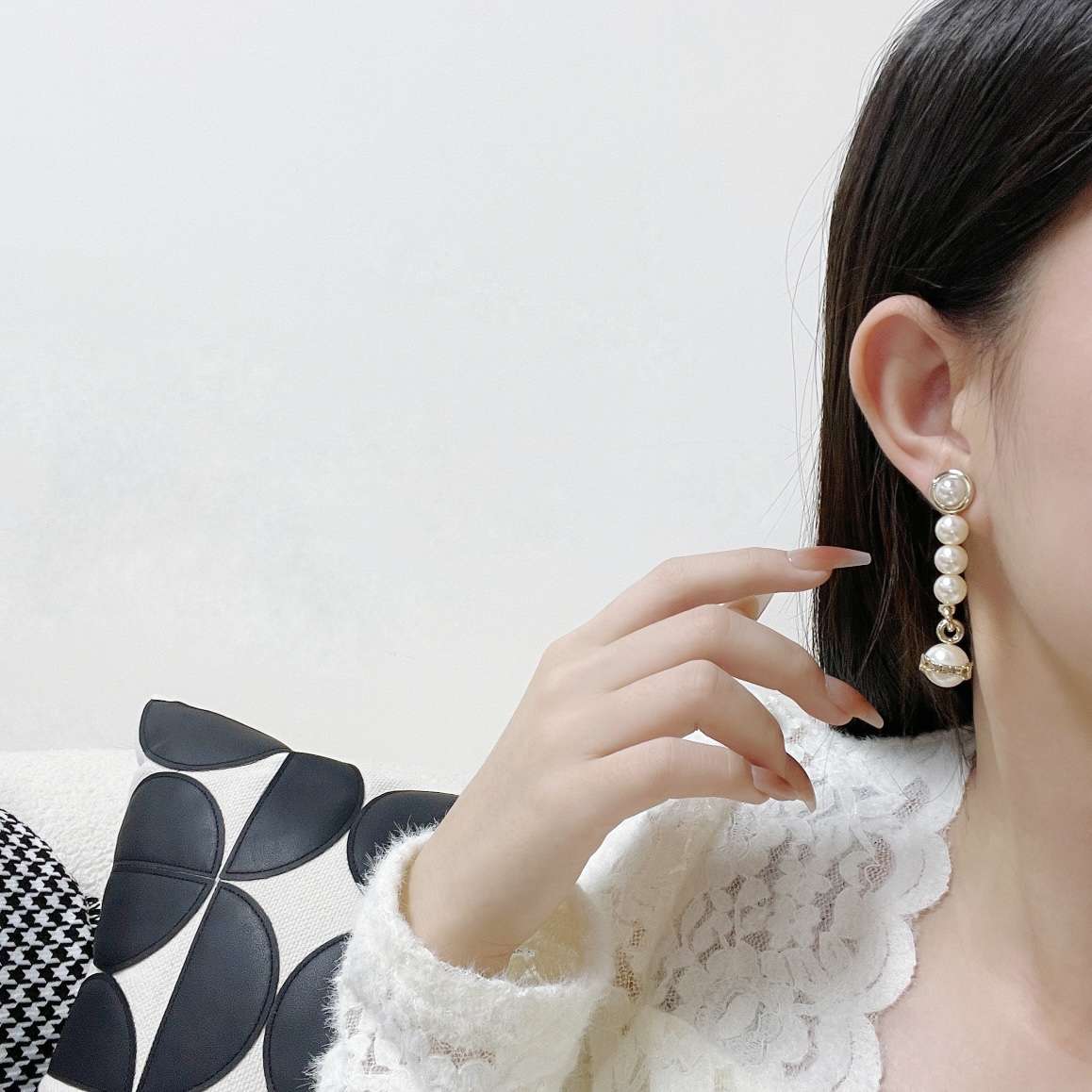 ピアス シャネル 値段