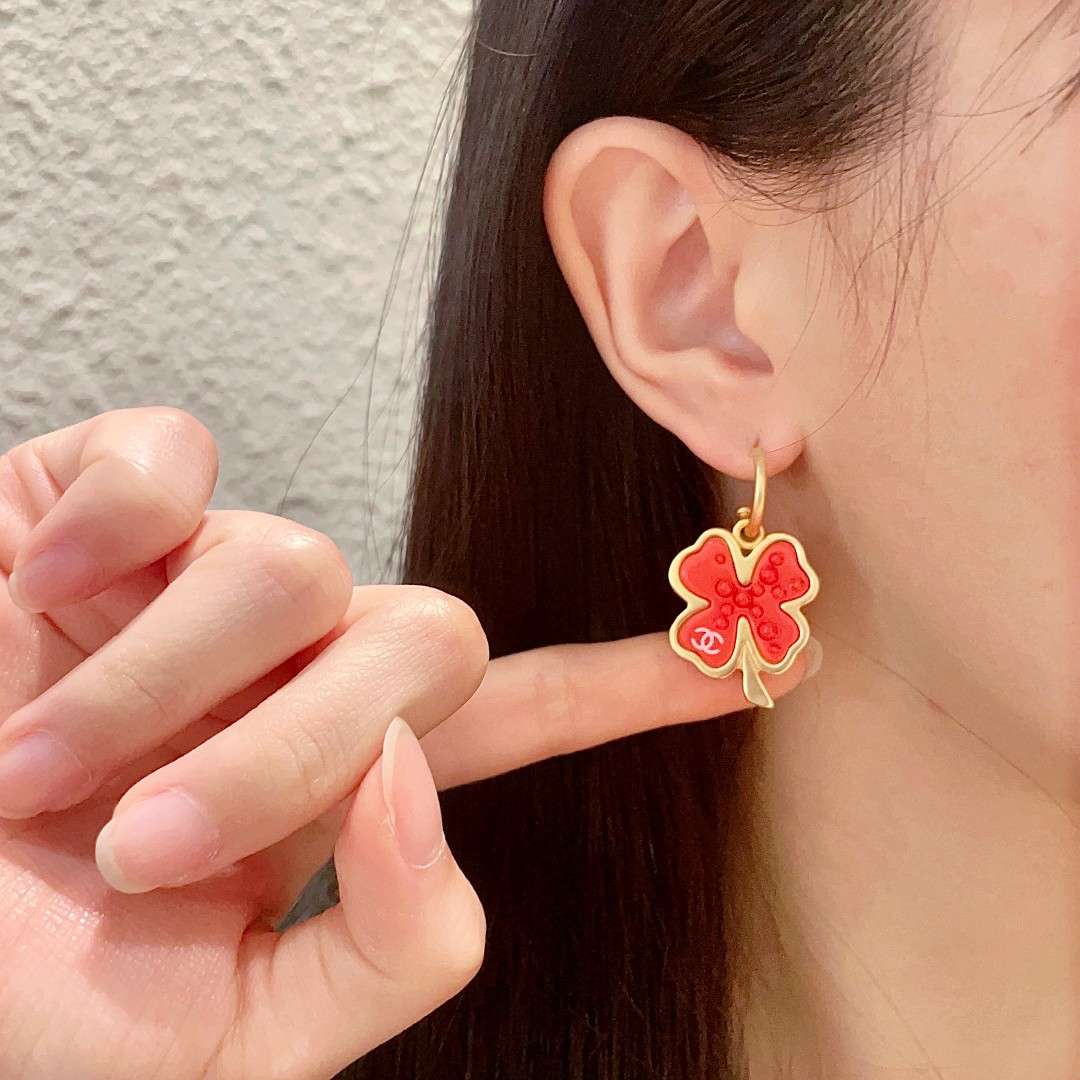 ピアス chanel