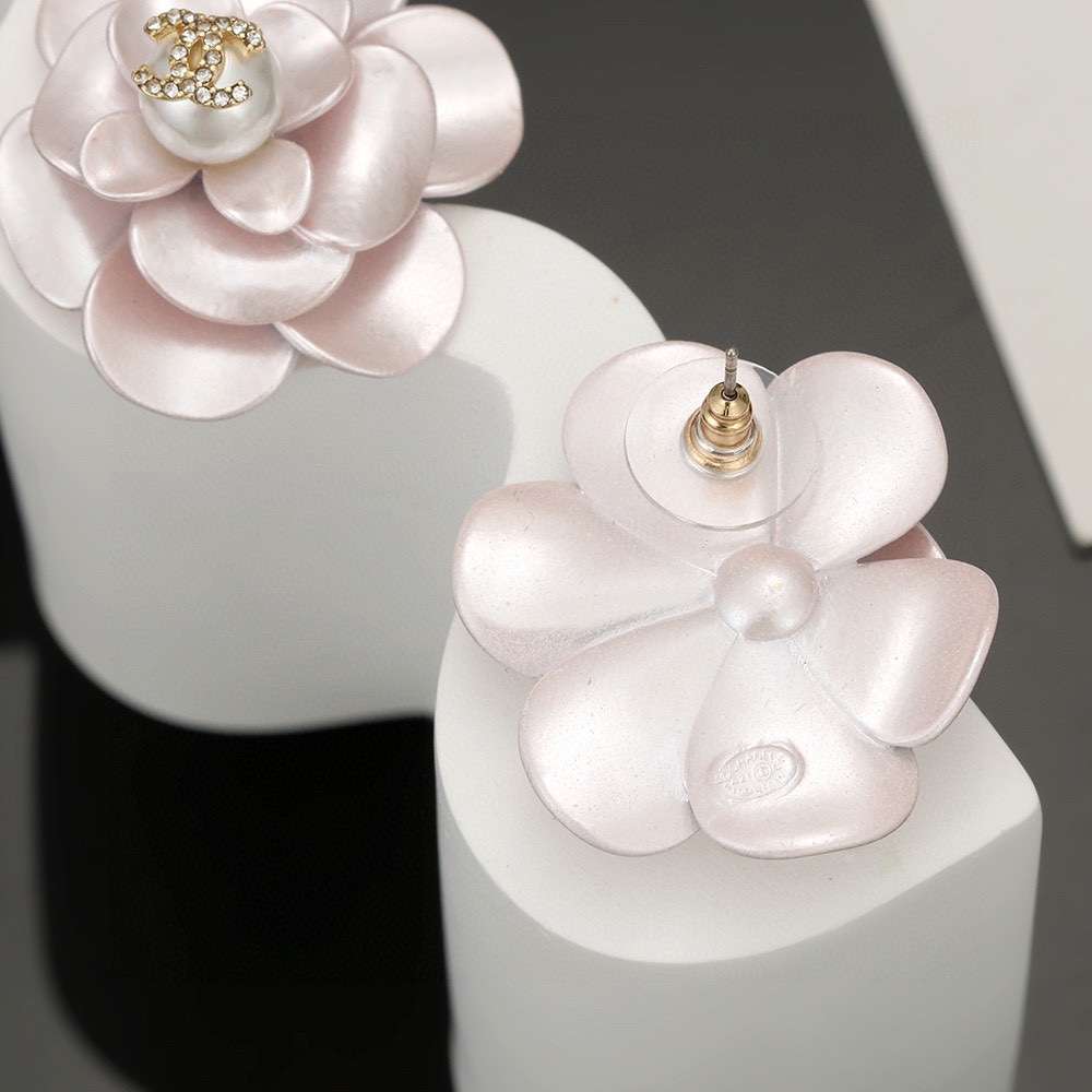 シャネル ピアス 画像