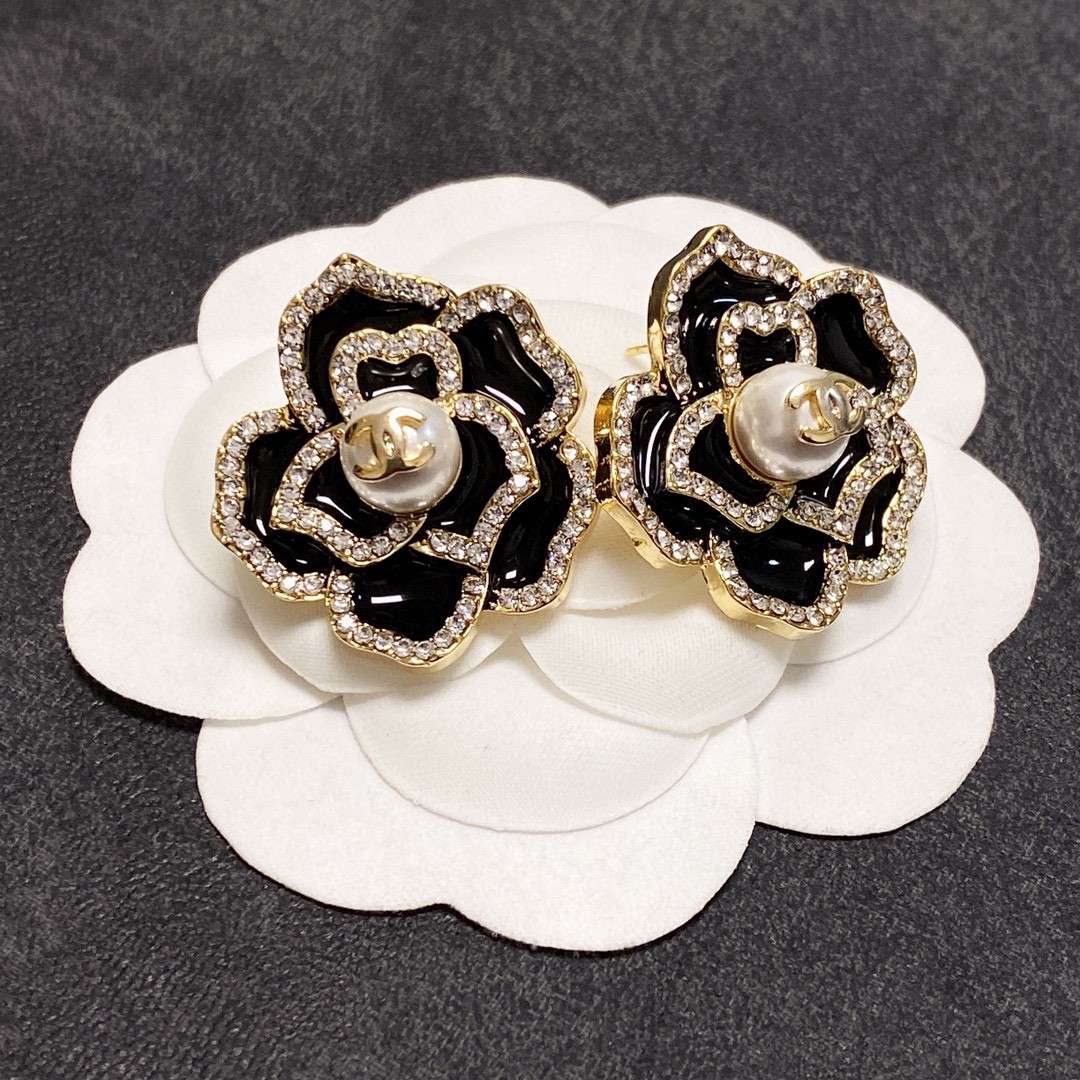 chanel ピアス 中古