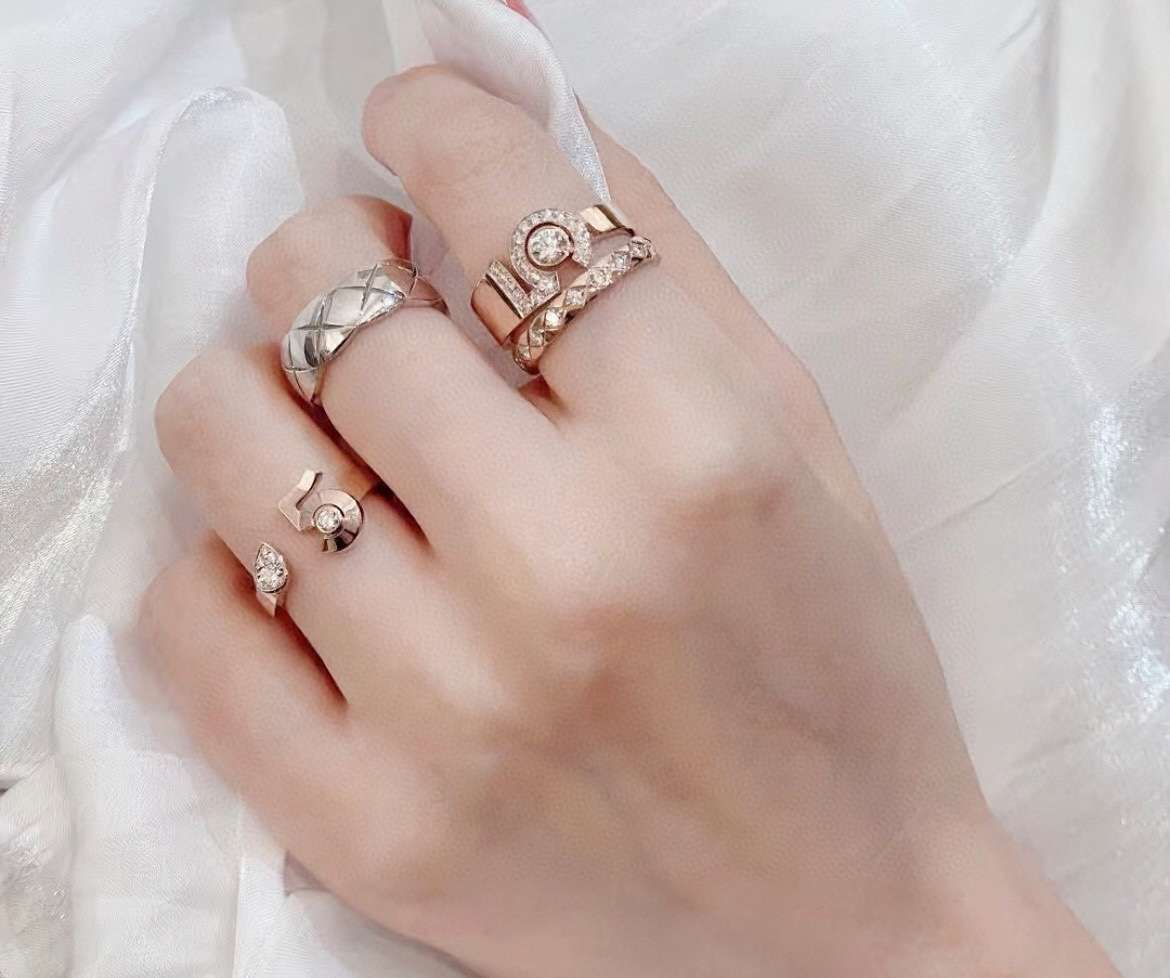 chanel カメリア 結婚 指輪