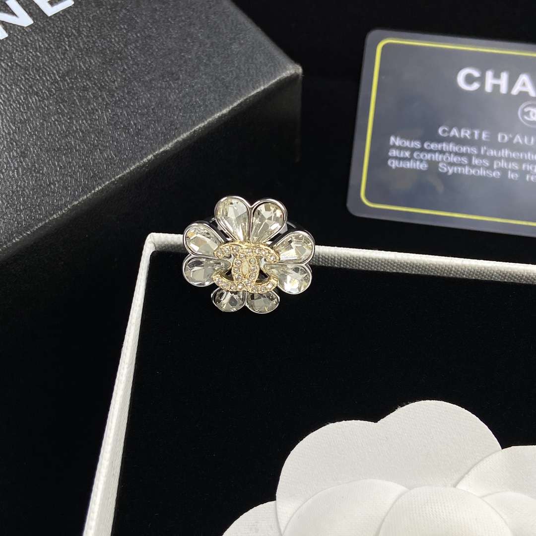 リュバン ドゥ シャネル リング