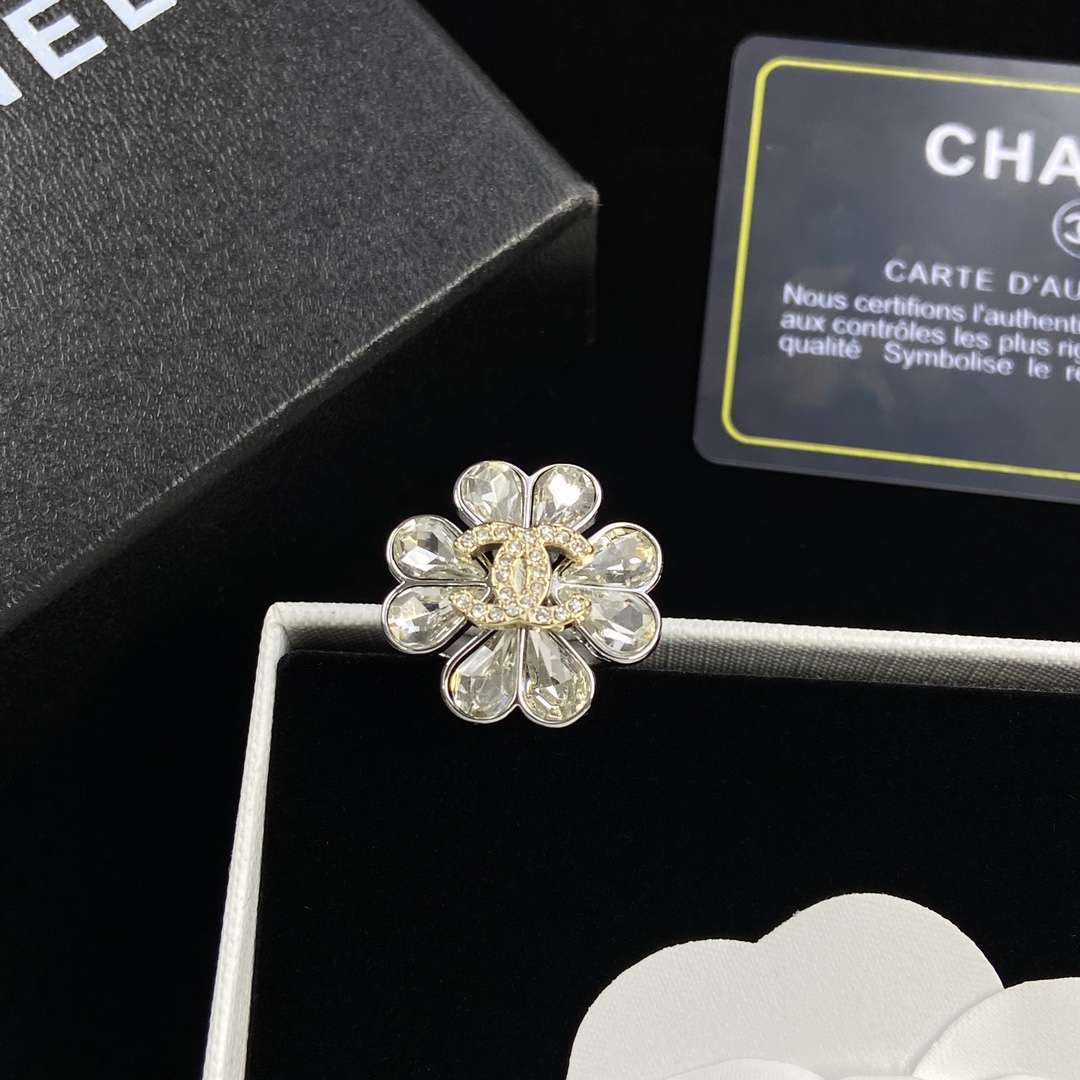 シャネル 指輪 ココ クラッシュ