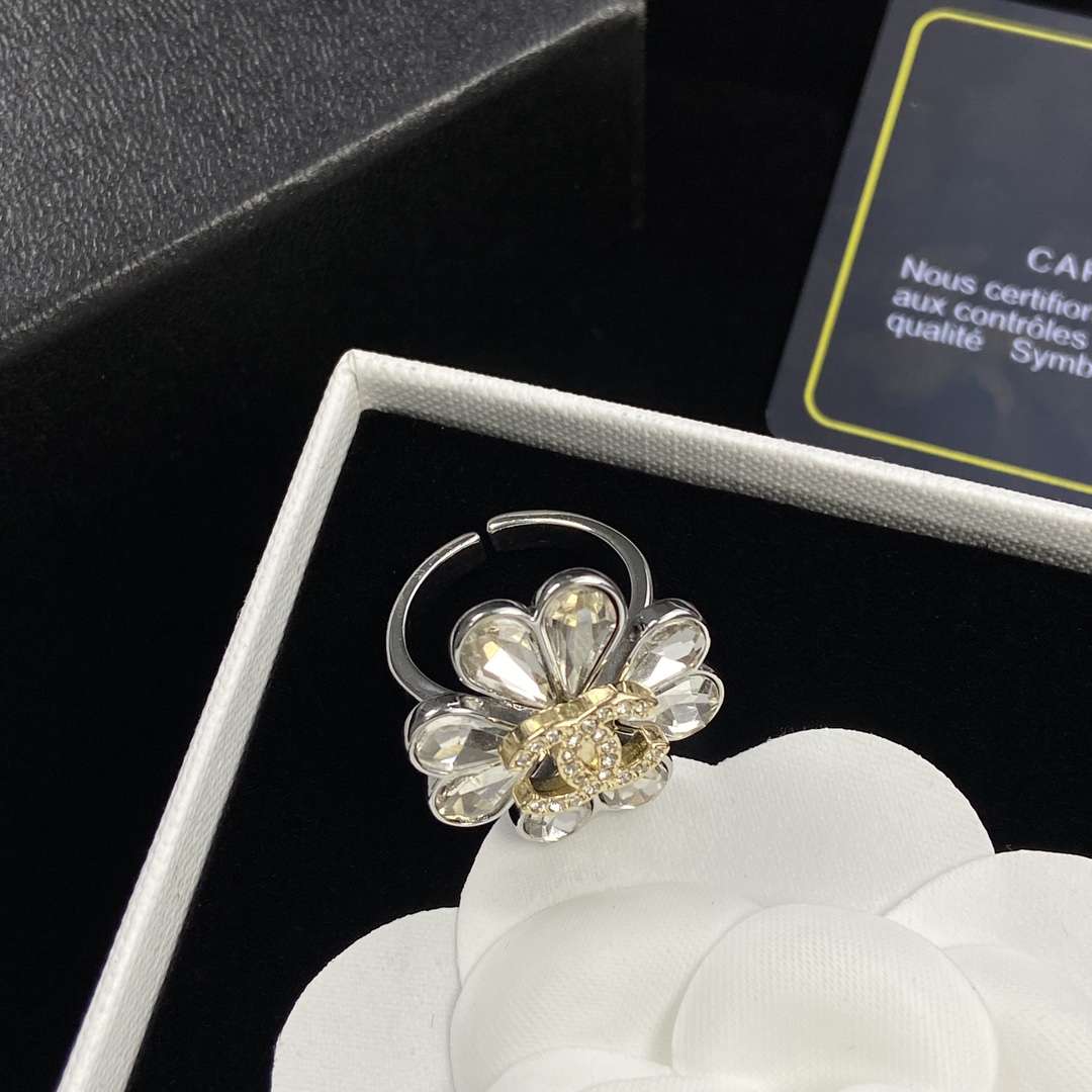 シャネル 結婚 指輪 プルミエール