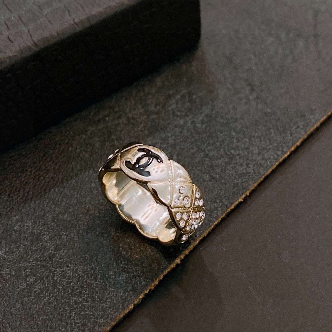 シャネル カメリア 指輪 ブライダル