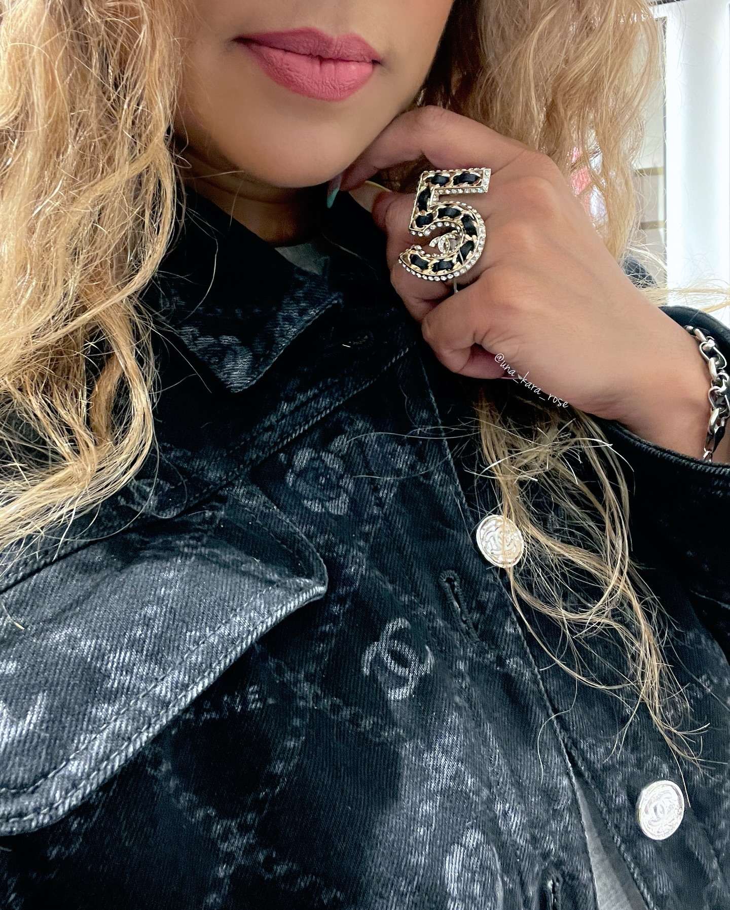 シャネル 指輪 ココ クラッシュ