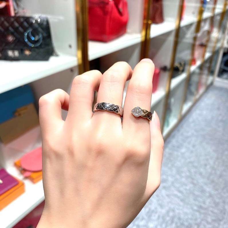 chanel 指輪 ココ クラッシュ