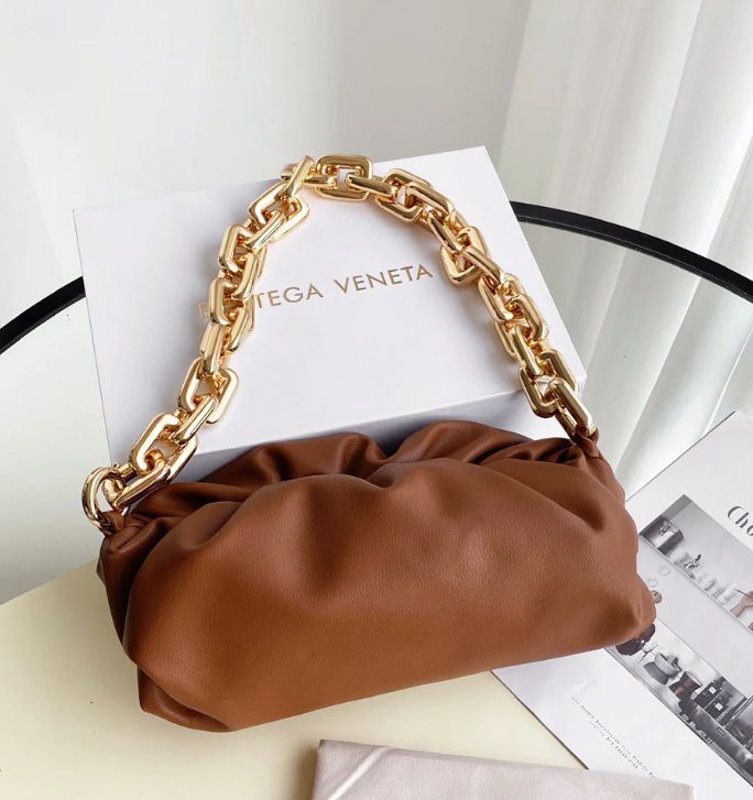 ボッテガヴェネタ 偽物 見分け方