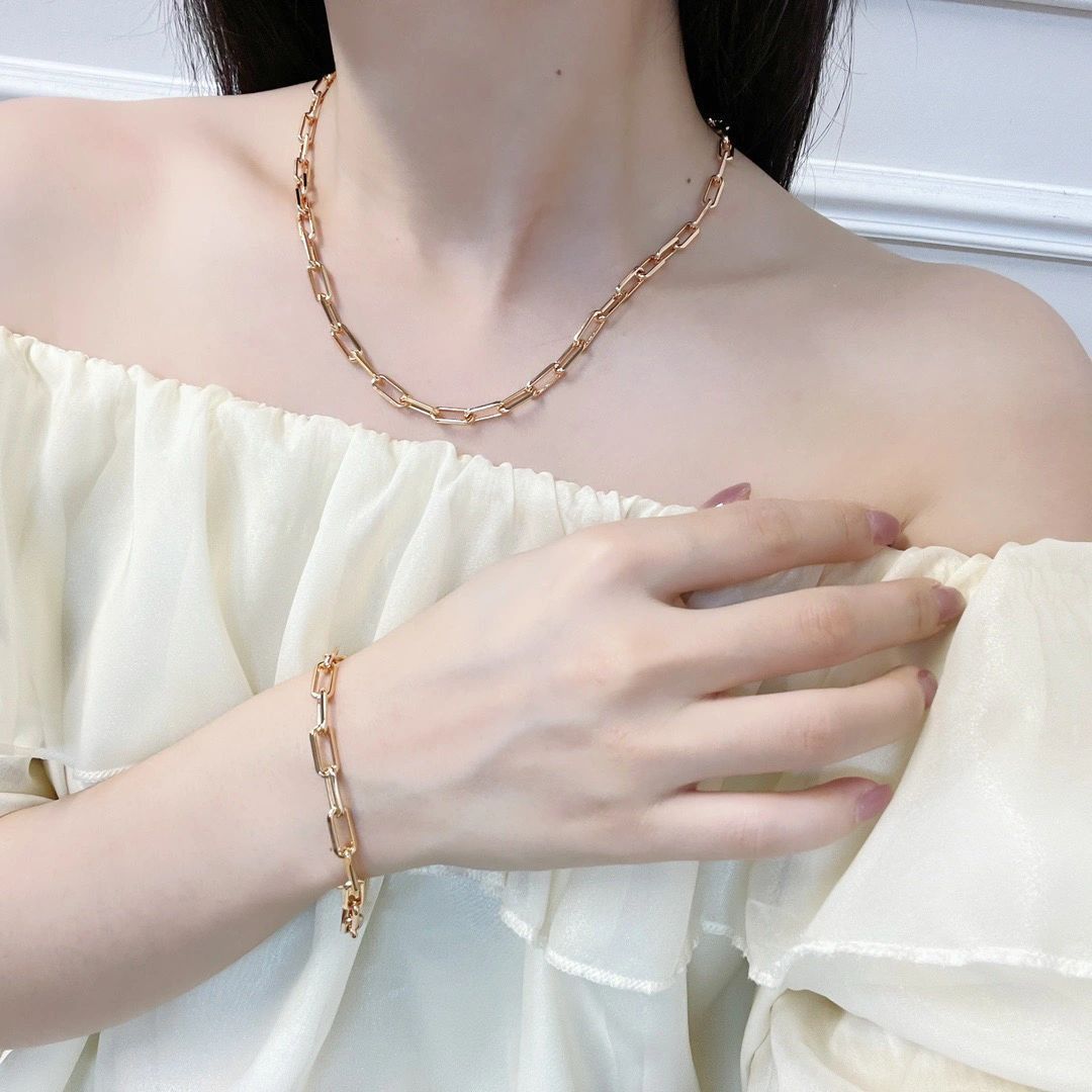 10. 有村架純さん.jpg