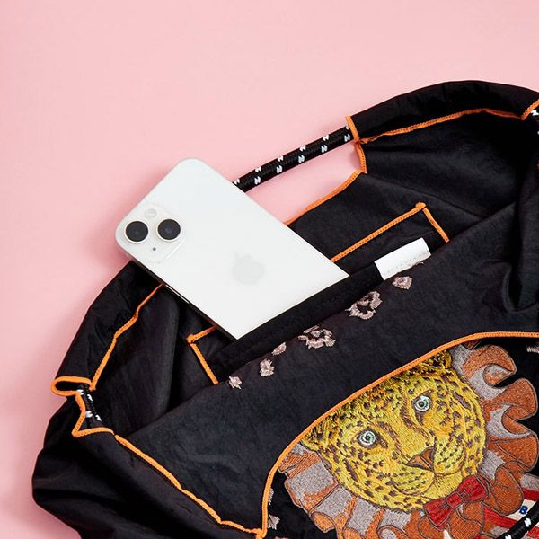 1、バツグンの収納力のMサイズ