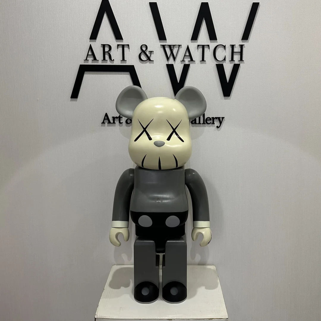 KAWS × BE@RBRICK.png