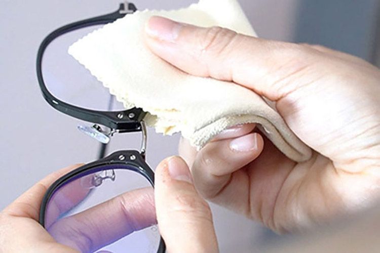 クロムハーツメガネのメンテナンスと修理g