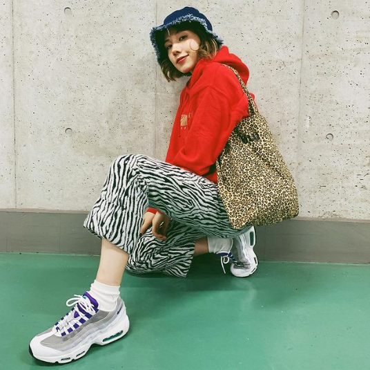 3位 Nike Wmns Air Max 95 White Court Purple（仲里依紗さん）.jpg