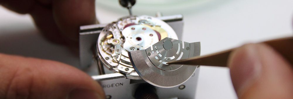 ロレックス ヨットマスター 偽物 見分け方