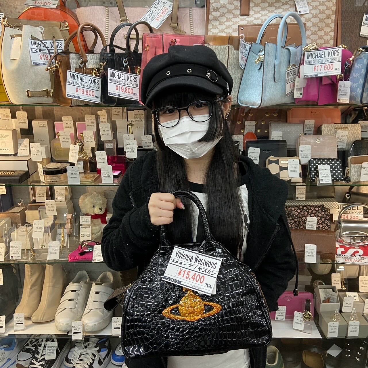 中野ブロードウェイ時計安い