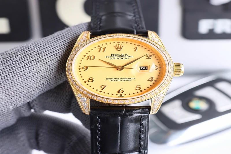 ロレックス デイトナ 価格推移 126500