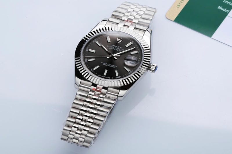 ロレックスの入店予約はなぜ必要なのか？