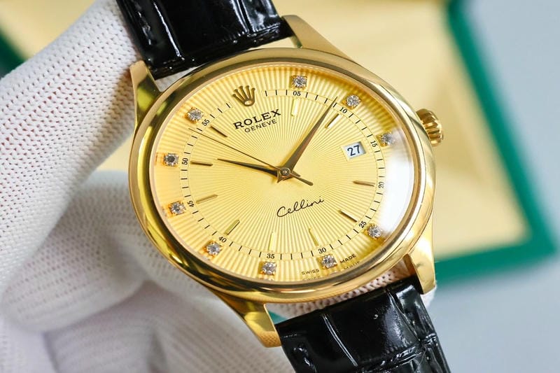 デイデイト36のアイスブルー文字盤モデルの定価は？