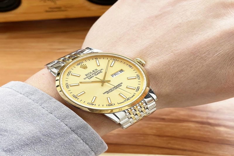 雨の日にロレックスは使えますか？